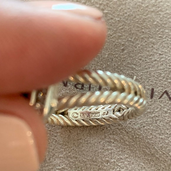 David Yurman Petite Albion® Diamond Halo Onyx Cushion Ring.Size 7. - Picture 5 of 12